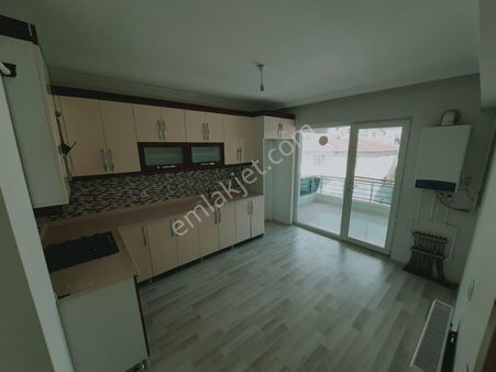 Demiröz'den Mustafa Kemalde Harika Lokasyonda 3+1 Full Yapılı Kiralık Daire