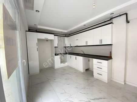 Yeşil Mahallede Hastaneye Yürüme Mesafesinde Kiralık Daire