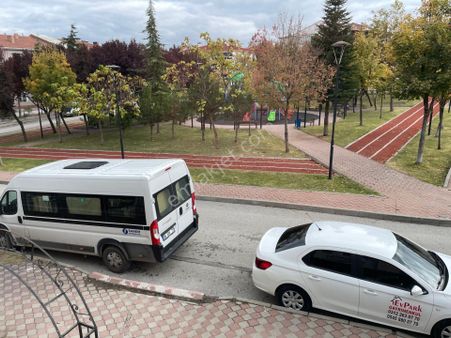 Caddeye Yakın 1.ara Kat Park Cephe Salon Bağımsız 3+1 Daire