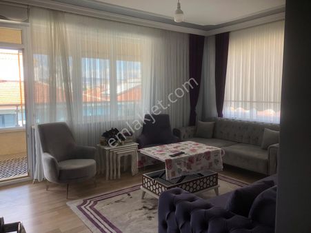 Yeşiltepe Mahallesinde , Satılık 2+1 Daire ;