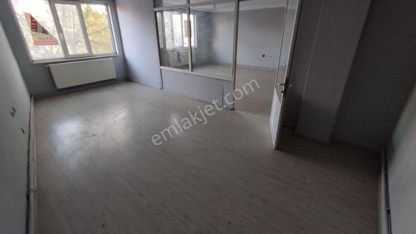 Balıkesir Yıldırım Cami Yanında 1+1 75 M2 Geniş İşyeri Asansörlü