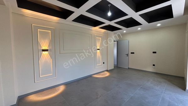 !! Recep Ümit Emlak'tan 71 Evler Mahallesinde Abant Caddesi Yakını Süper Lüx 3+1 Daire !!