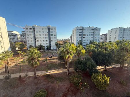 Fırsat Daire Şehir Hastanesi Yakını Havuzlu Güvenlikli Geniş 2+1