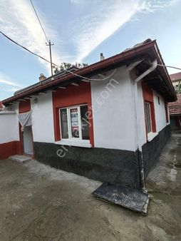 Nasreddin Emlaktan Salı Pazarı Civarı Kiralık Müstakil