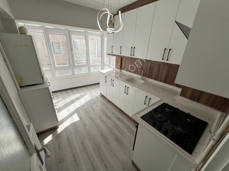 Andiçen Mh. 3+1 Ara Katta Full Yapılı Harika Konumda Daire