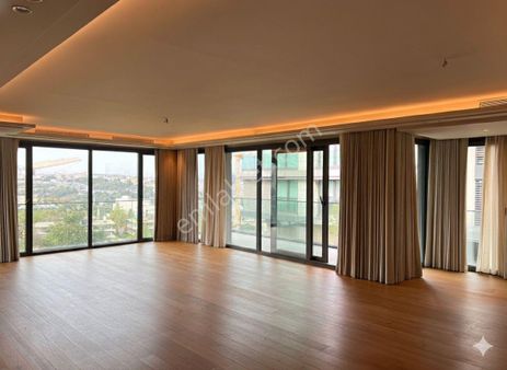 Nidapark İstinye Satılık 3,5+1 278m2 Lüks Daire ** Boş **