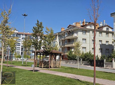 Metin Gönülalan'dan Geniş Bakımlı 3+1 Daire