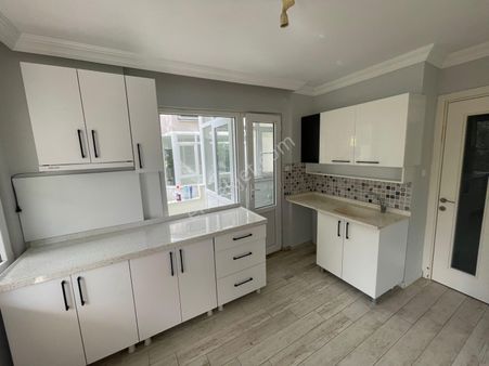 Cadde'den Altınoluk'ta Uygun Fiyatlı 1+1 Kelepir Satılık