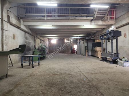 Sanayi Merkezde Kiralık 300 M2 İşyeri