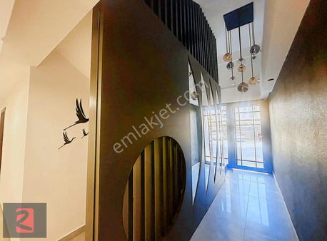 Derya Sayar'dan Altıntaş'ta Özellikli Sitede Sıfır 1+1 Daire