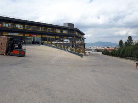 Tuzla Plus Sanayi Sitesinde 423m2 Satılık Dükkan İmalathane
