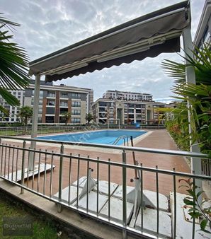 Marmara Mah Kısa Katlı Site İçinde Geniş M2 Satılık 2+1 Daire