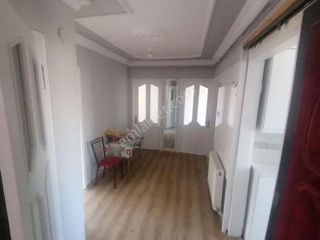Kuşadası Eski Salı Pazarı Kiralık Geniş 2+1 Daire