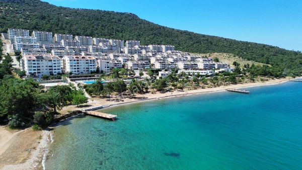 Remax Cool 2' Den Denize Sıfır Konumlu Site İçi 2+1 Daire