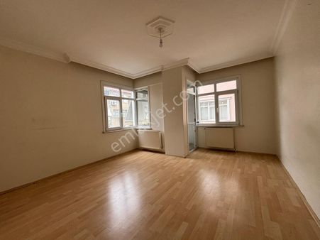 Mak Gayrimenkul'den Atalar'da Marmaray'a Yürüme 2+1 Kiralık