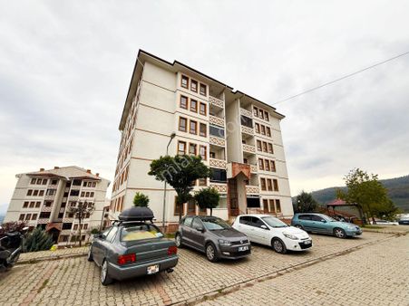 Çilimli Toki'de 3+1 Ara Kat Güney Ve Doğu Cephe Satılık Daire