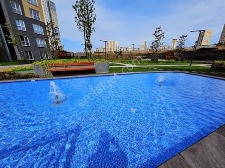 Ispartakule Ebruli Sitesinde Satılık 2+1 Yeni Daire