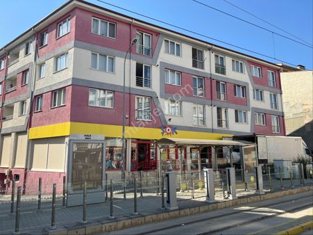 Halk Caddesi Tramvay Durağında 2+1 Satılık Daire