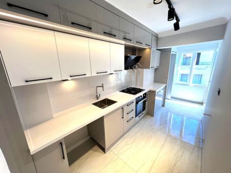 Yiğit'ten İkizçay'da İçi Full Yapılı Ayrı Mutfak 2+1 Daire