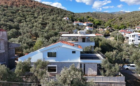 Yiğit'ten Güre'de Oteller Bölgesinde 4+1 Tam Müstakil Villa