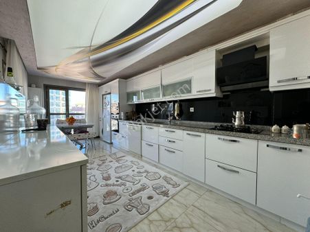 Çiftçioğullarından Sitede G.odalı E.banyolu Asansörlü 4+1 Daire