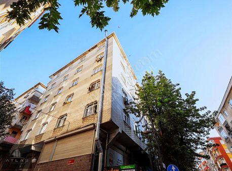 Atlas'tan, M.kemal Paşa Caddesinde, 2+1/90m2, Fırsat Daire!