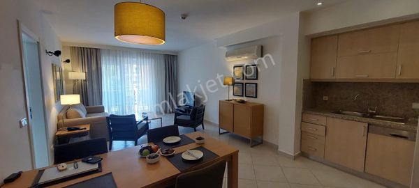 Kuşadası Golf & Spa Resort Deniz Ve Havuz Manzaralı Satılık 2+1