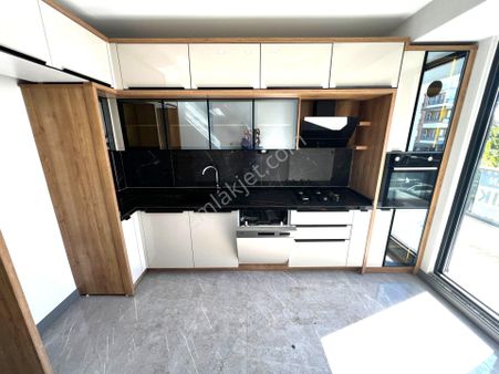 Yiğit'ten İkizçay'da Asansörlü Ara Kat 2+1 Ultra Lüks Daire