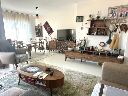 Marina'da,sahile Yürüme Mesafesi Eşyalı Geniş 1+1 Kiiralık Daire