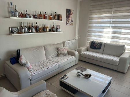 Kuşadası – Ege Mahallesi’nde 1+1 Eşyalı Kiralık Daire