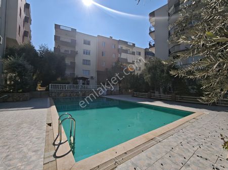 Kuşadası Türkmen Mahallesı'nde 3+1 Kıralık Daıre