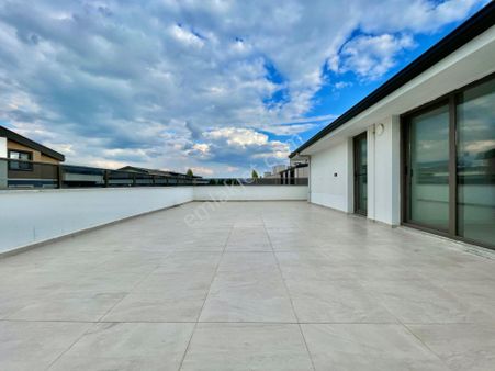 Berkay Demirel'den Altınkumda Ebeveyn Banyolu Sıfır 4+1 Dubleks