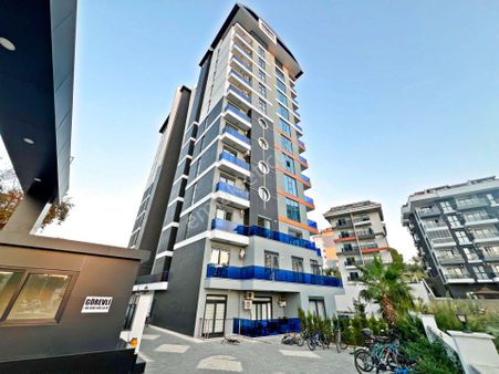 Alanya Mahmutlarda Satılık 3+1 Site İçi Havuzlu Sıfır Lüks Daire