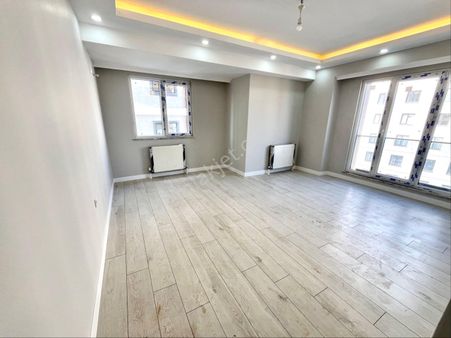 Bahçelievler Kocasinan Sıfır Kiralık Daire 2+1 Site Asansörlü Otoparklı