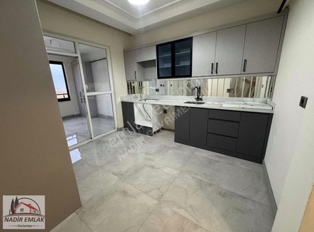 Nadir Emlaktan Akkentte Şehir Hastahanesine Ve Millet Camine Ykn