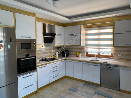 🌟 Merkezefendi Çakmak Mahallesi’nde Geniş Ve Lüks 3+1 Daire!