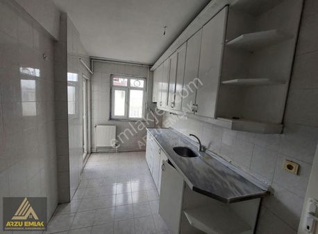 Arzu Emlak'tan 75.yıl Mah Satılık 100 M² Ara Kat Daire