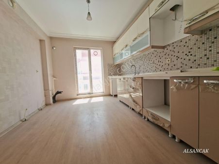 30 Ağustos Merkezde Asansörlü Binada 4+1 Yeni Teraslı Dubleks