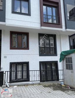 Kaçanlardan Ful Ön Cephe Arakat Daire