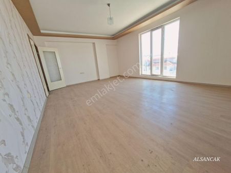 30 Ağustos Merkezde Asansörlü Binada 4+1 Yeni Teraslı Dubleks 2 Banyolu