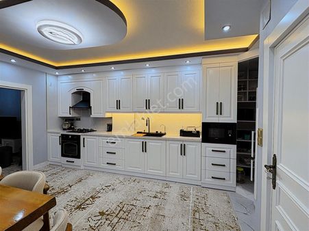 3ev Emlak'tan Gülpınar Mh 4+1 Özel Tasarım Satılık Triplex Villa
