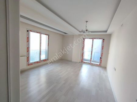 Buca Gediz De Satılık Daireler