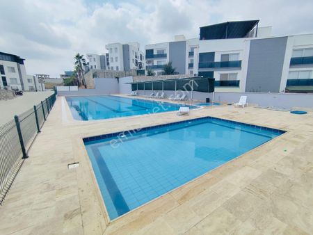 Az Katlı Mustakil Tadında Nezih Site İçinde 2+1satılık Daire