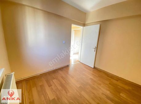 Ankadan Göçmen Konutlarında Asansörlü Kiralık Daire