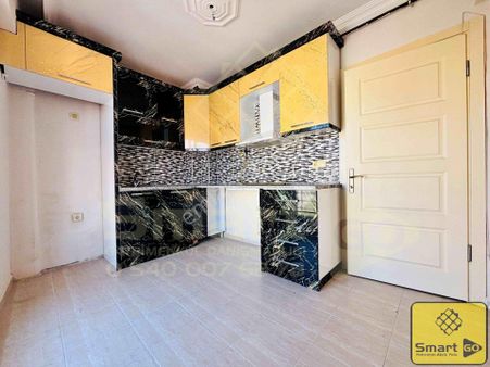 Çınarlı Mahallesi'nde 2+1 Kiralık Daire