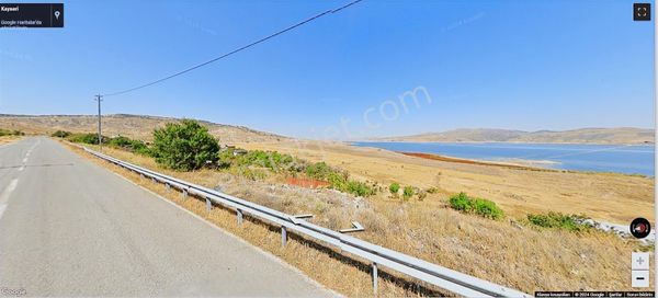 Çevrilde Ana Yol Kenarında Suya 100 Metre