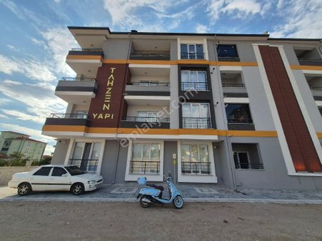 Erkan Anbar Dan Kiralık Sıfır 1+1 Daire Suluova Borsa Mahallesi Üniversite Karşısı
