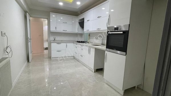 🏡 Uncubozköy Mahallesi 🏡 ✅3+1 145 M2 5 Katlının 3 Katı ❇️kombi Petekli