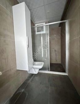 Aytaç Emlak'tan Muradiyede Site İçinde Satılık 2+1 Açık Mutfak