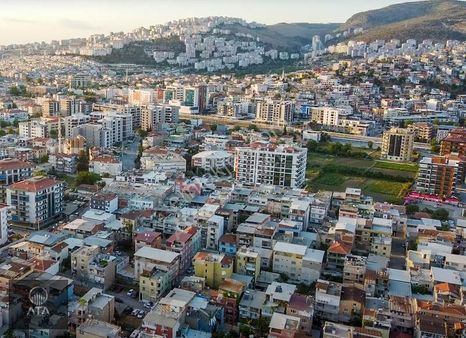 Ata'dan Küçük Çiğli Üniversite Yakını Genç Ve Merkezi 1+1 Daire